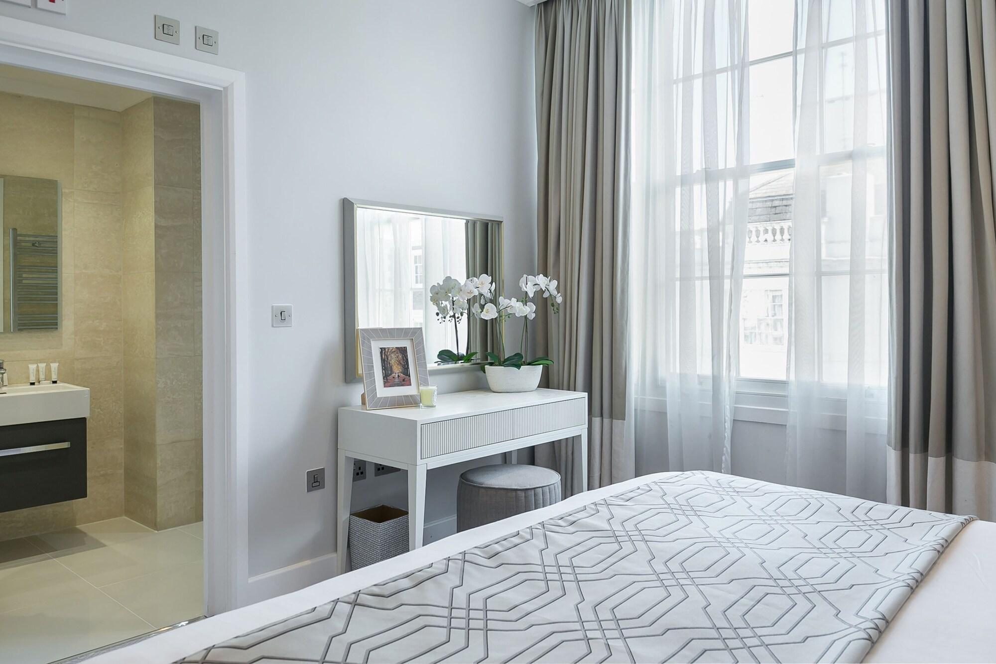 Aparthotel Chilworth Court