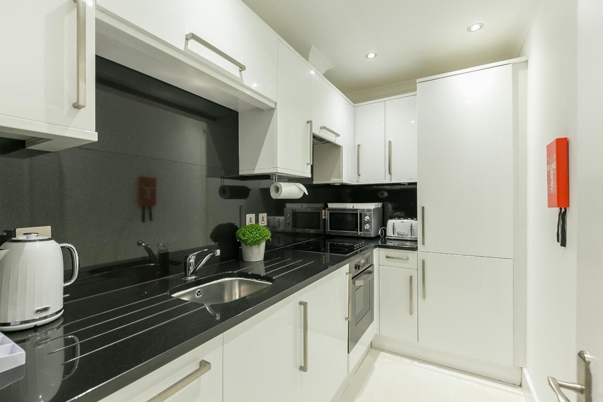 Chilworth Court Aparthotel London