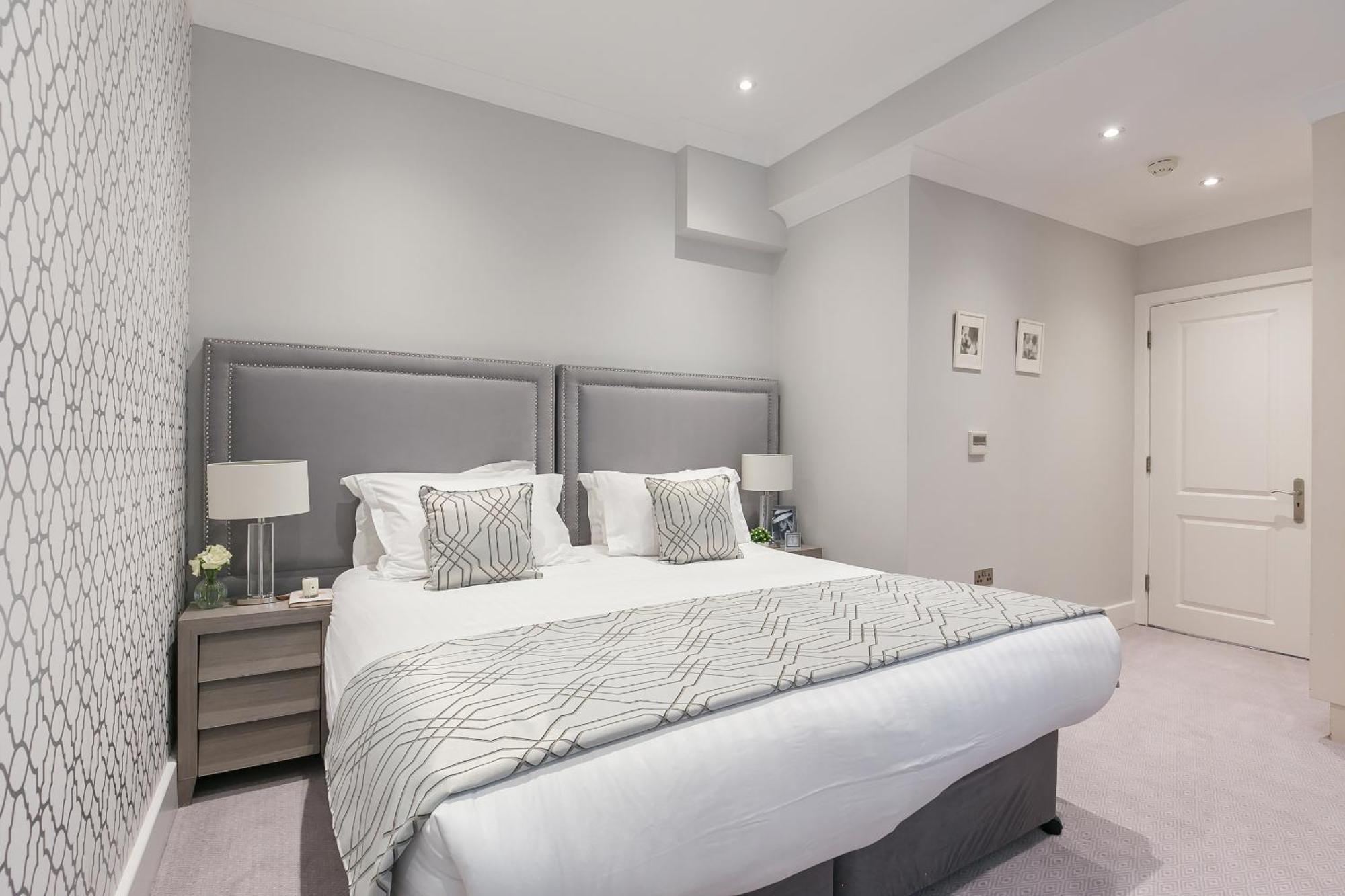 Chilworth Court Aparthotel