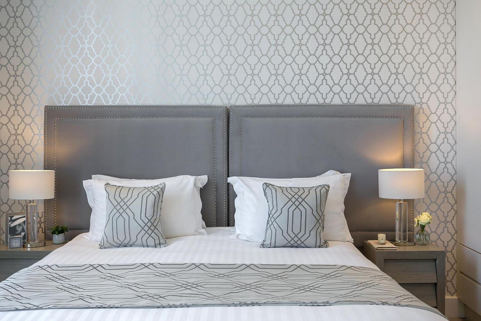 Chilworth Court Aparthotel 4*