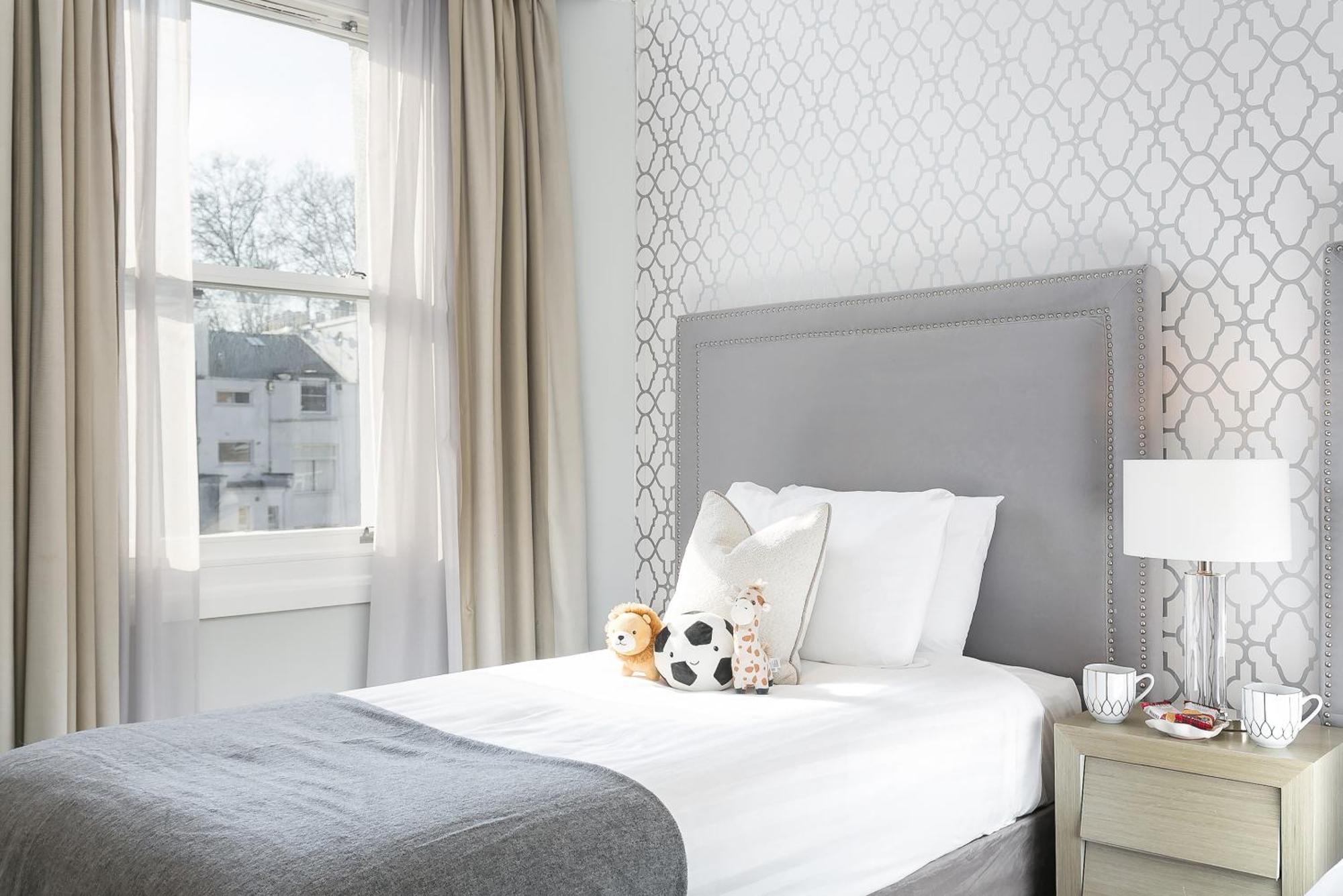 Chilworth Court Aparthotel